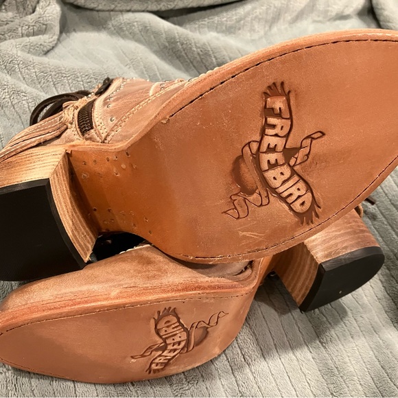 Freebird by Steven DESERT size 8 Taupe - Picture 3 of 3